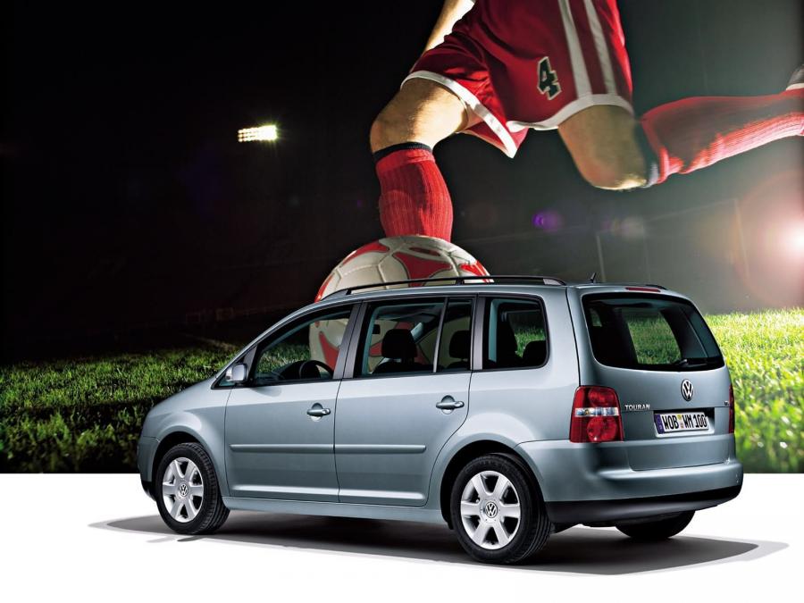  Volkswagen Touran Goal 2006 года  (фото 4 из 7)